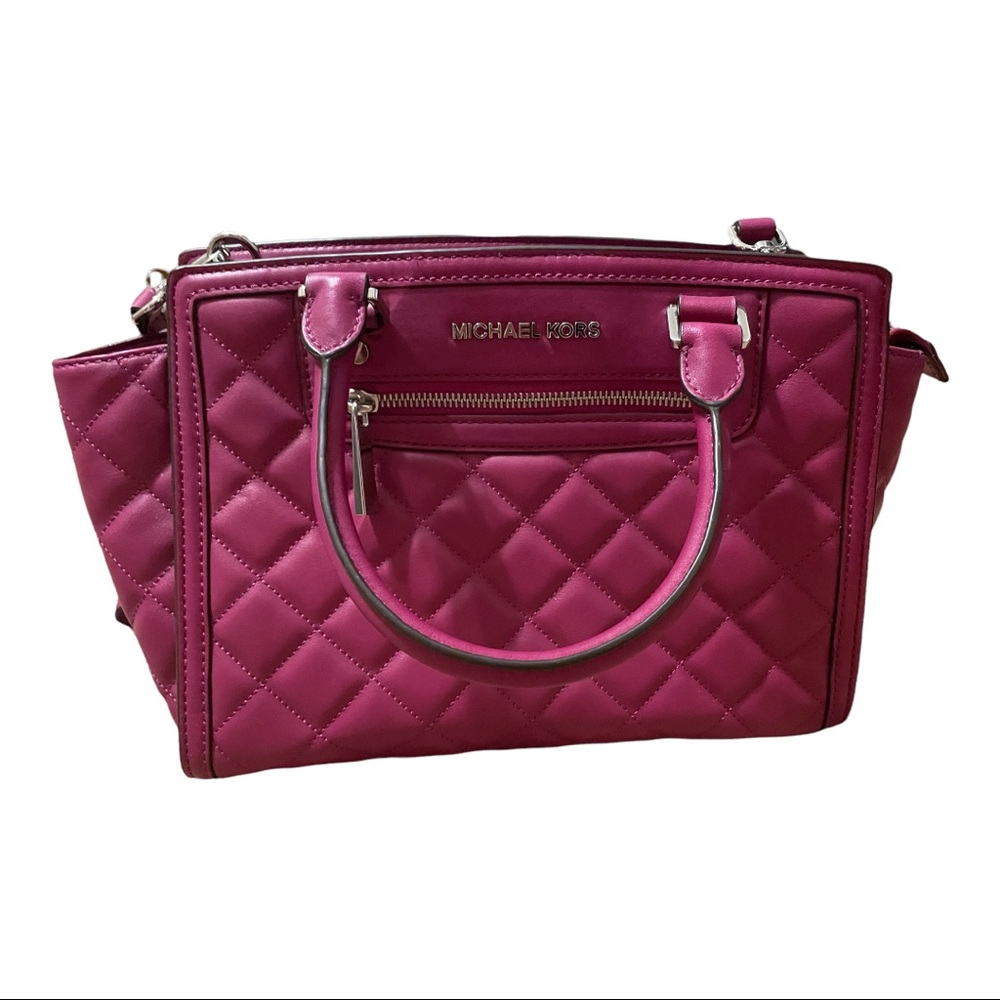 Michael Kors Selma Zip Quilt Deep Pink NWT AUTHENTIC